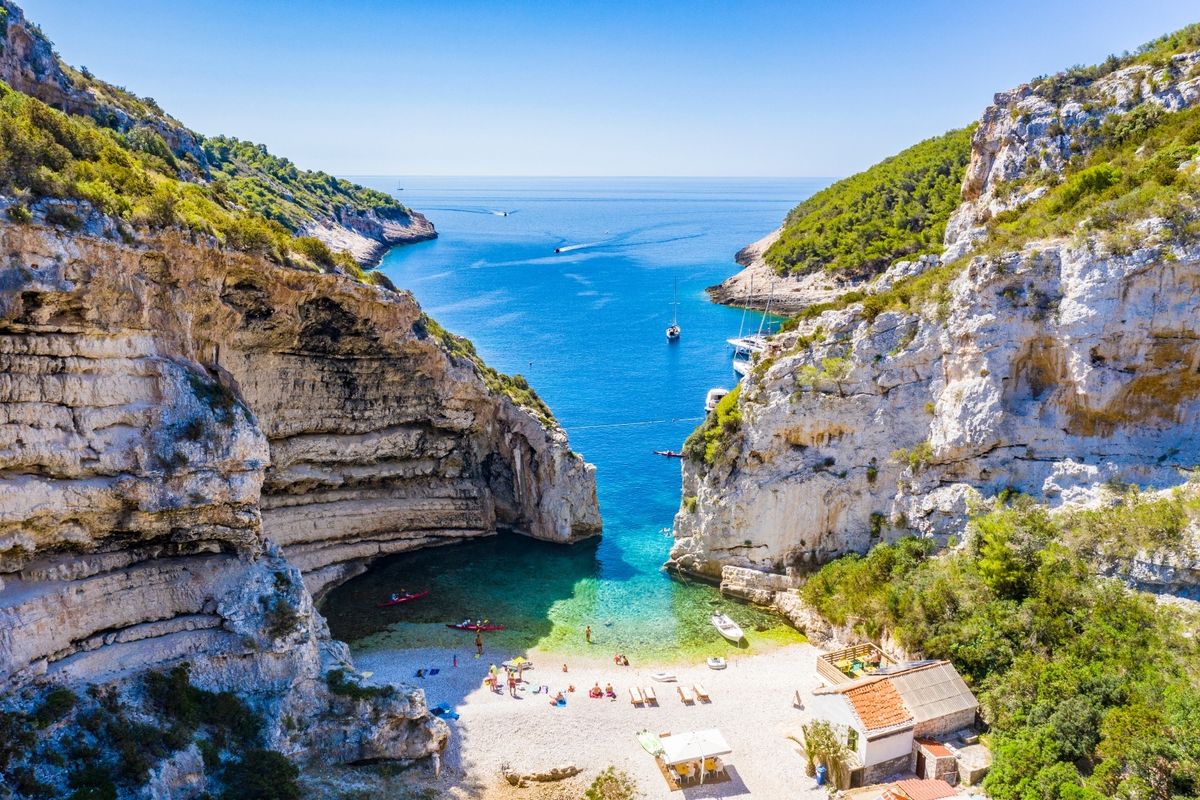 Najbolje plaže za parove: romantične uvale i zalasci sunca (leto 2027)